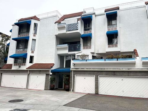 1f-8332 Regents Rd, San Diego, CA, 92122 | Card Image