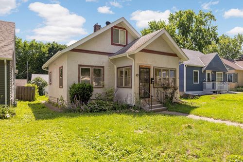 3234 Irving Ave N, Minneapolis, MN, 55412-2428 | Card Image