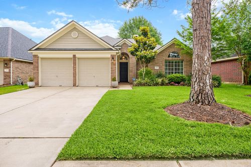 3535 Chesapeake Court, Pearland, TX, 77584 | Card Image