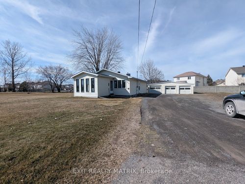 1632 Trim Rd, Orléans, ON, K4A3P8 | Card Image