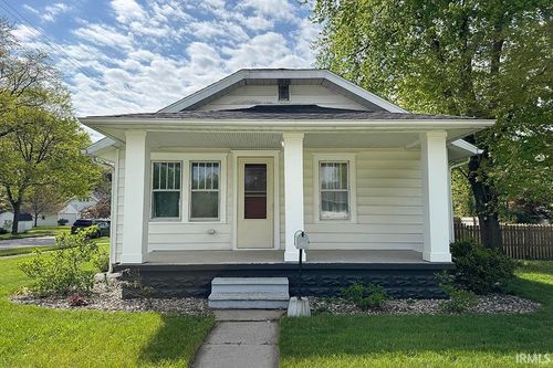 1337 Mcpherson St, Elkhart, IN, 46514-3747 | Card Image