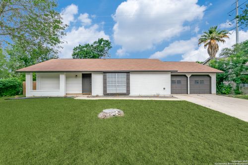 9207 Overton Rd, San Antonio, TX, 78217-4236 | Card Image