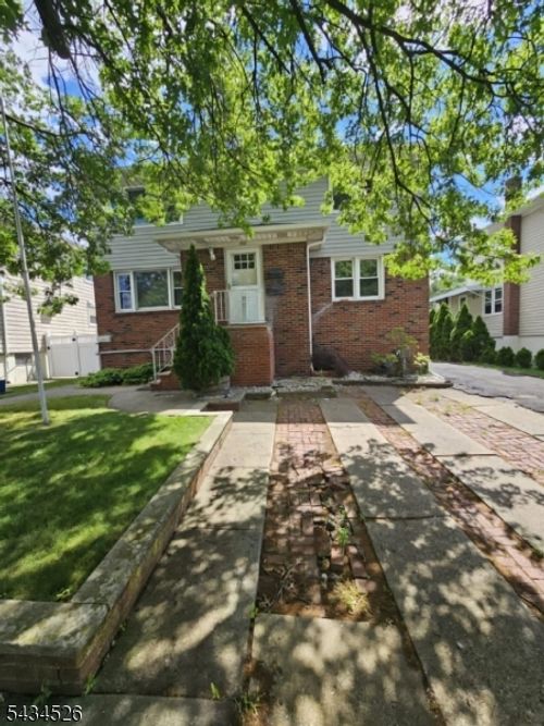 360 New York Ave, Lyndhurst, NJ, 07071-1475 | Card Image