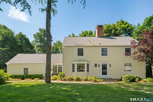 72 Hillandale Rd, Westport, CT, 06880-5319 | Card Image