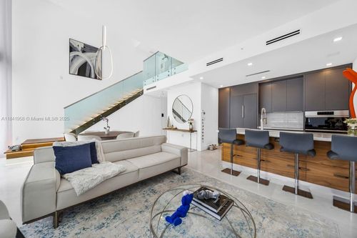 apt-1406-200 Biscayne Boulevard Way, Miami, FL, 33131-2157 | Card Image
