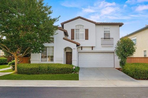 2935 Cliff Cir, Carlsbad, CA, 92010-7058 | Card Image