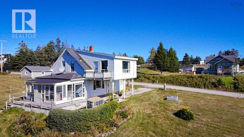 11 Harbour View Dr, Sheet Harbour, NS, B0J3B0 | Card Image