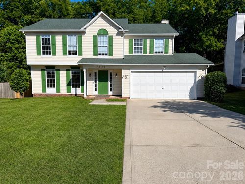 7531 Woodknoll Dr, Charlotte, NC, 28217-7983 | Card Image