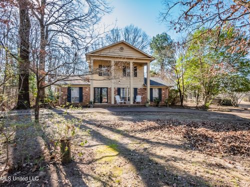 104 Shagbark Dr, Batesville, MS, 38606-8470 | Card Image
