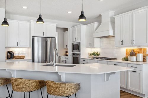 4562 Percheron, Chaska, MN, 55318 | Card Image