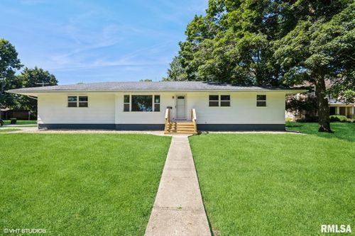 452 E Illini St, Virginia, IL, 62691-1244 | Card Image