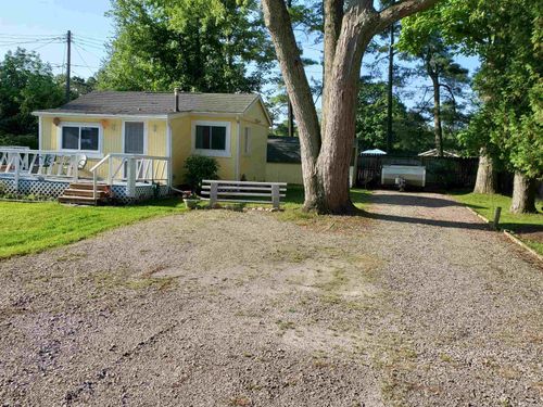 7358 Mortimer Line Rd, Lexington, MI, 48450-9342 | Card Image