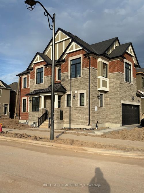 upper-1526 Zilio Terr, Milton, ON, L9E2H8 | Card Image