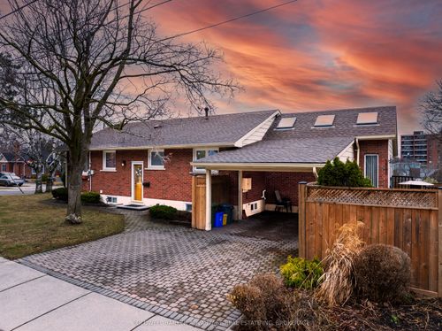 17 Wardrope Ave, Stoney Creek, ON, L8G1R9 | Card Image