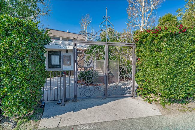 UNIT-237 - 10331 Lindley Ave, Condo with 2 bedrooms, 2 bathrooms and 2 parking in Porter Ranch CA | Image 20