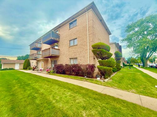 apt-2w-2530 N 72nd Ct, Elmwood Park, IL, 60707-2056 | Card Image