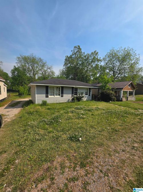 3213 Dartmouth Ave, Bessemer, AL, 35020-3728 | Card Image