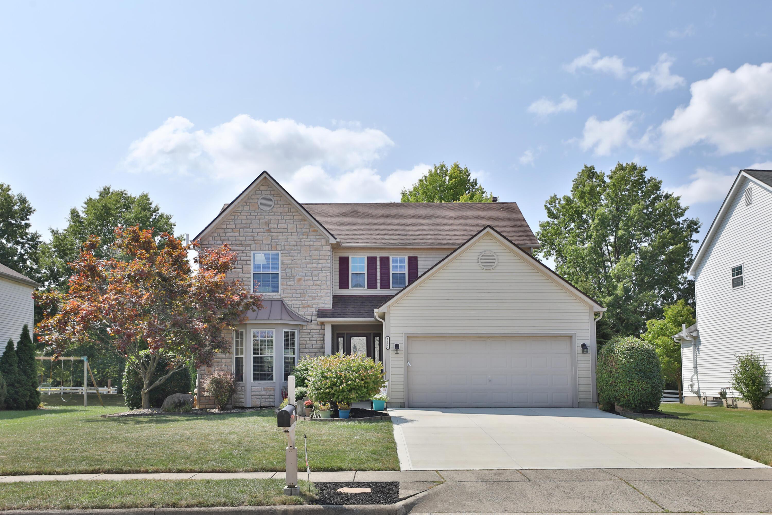 Cottonwood Dr, Lewis Center, OH 43035
