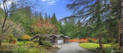 6133 Ne Lariat Loop, Bainbridge Island, WA, 98110-2098 | Card Image