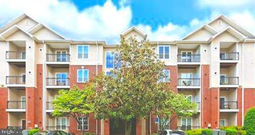 3310-1591 Spring Gate Dr, MCLEAN, VA, 22102-3451 | Card Image