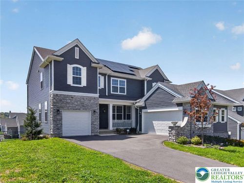 477 Newlins Rd E, Forks Twp, PA, 18040-7240 | Card Image