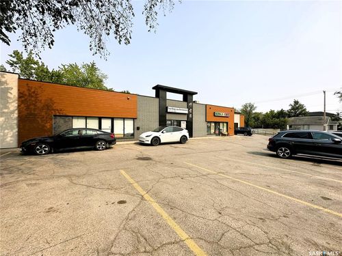 208 Av H N, Saskatoon, SK, S7L6B6 | Card Image