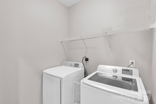 Laundry Room | Image 16