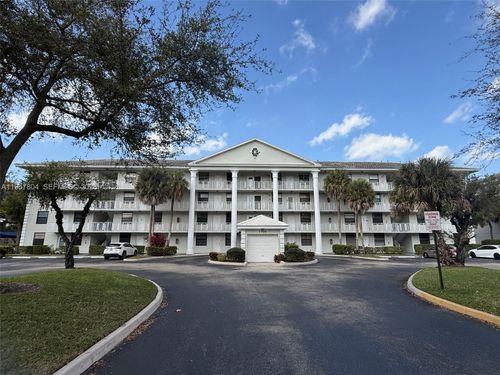apt-102-1705 Whitehall Dr, Davie, FL, 33324-6911 | Card Image