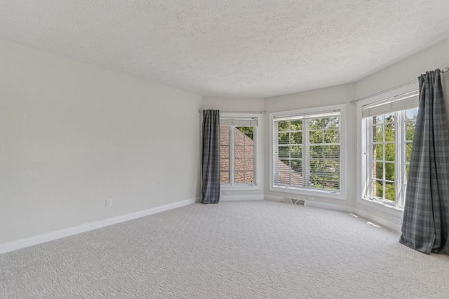 1601 Cedar Bend, House other with 5 bedrooms, 4 bathrooms and null parking in Hartland WI | Image 53