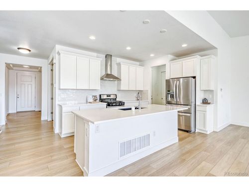 6680 Sea Oats Dr, Parker, CO, 80138-9014 | Card Image