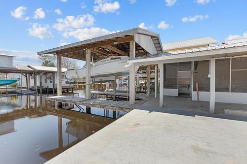 36 Se 893rd Ave, Suwannee, FL, 32692 | Card Image