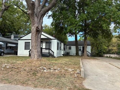 1512 W College St, Independence, MO, 64050-2306 | Card Image