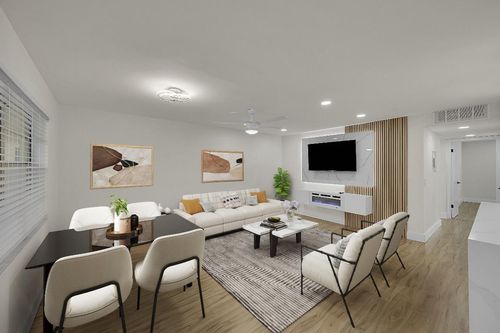 582 Flanders M, Delray Beach, FL, 33484-5201 | Card Image