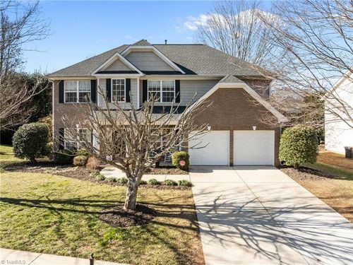 3805 Bridlington Dr, Greensboro, NC, 27455-3363 | Card Image