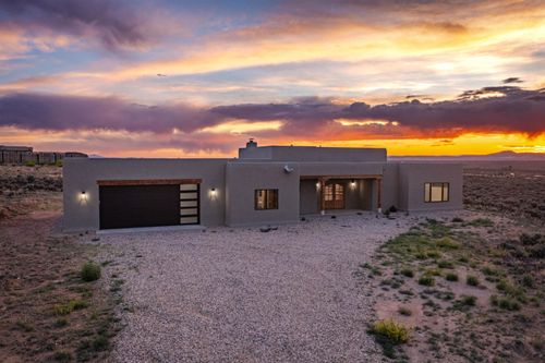 296 Los Cordovas Rd, Ranchos de Taos, NM, 87557-7924 | Card Image
