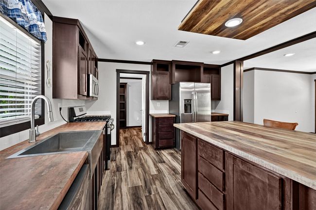 2869 Ranch Rd, House other with 3 bedrooms, 2 bathrooms and null parking in Whitesboro TX | Image 13