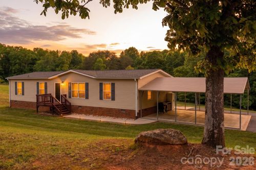 207 Mount Wesley Church Rd, Hiddenite, NC, 28636-9359 | Card Image