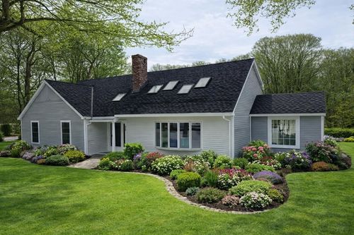 576 Grove St, Framingham, MA, 01701 | Card Image