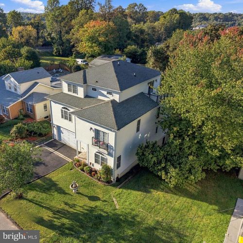 3912 17th St, CHESAPEAKE BEACH, MD, 20732-9742 | Card Image