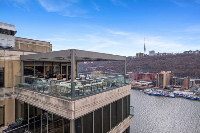 PH1901 - 151 Fort Pitt Blvd, Condo with 4 bedrooms, 3 bathrooms and 4 parking in Downtown Pgh PA | Image 4