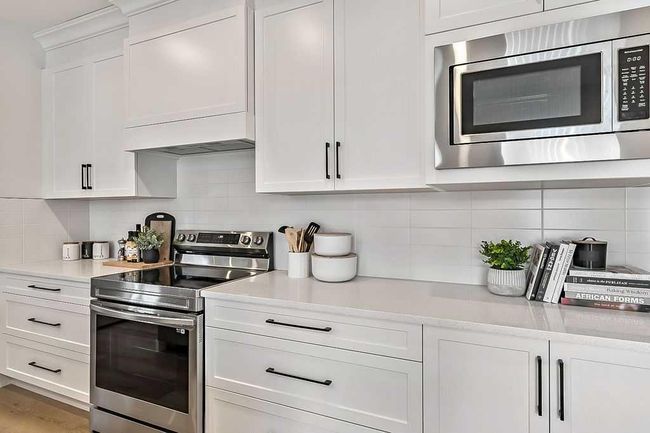 48 Drake Landing Square, Home with 4 bedrooms, 3 bathrooms and 2 parking in Okotoks AB | Image 13