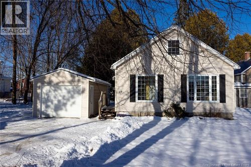 69 Watters Dr, Fredericton, NB, E3A3S9 | Card Image