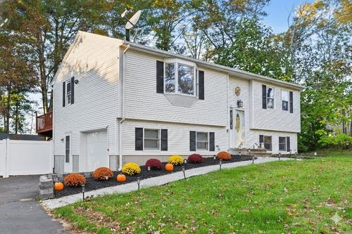 53 Bigelow Rd, Webster, MA, 01570-2134 | Card Image