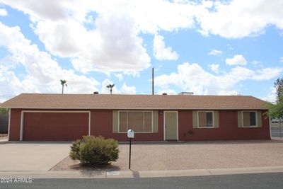 1391 W 7 Th Avenue, House other with 2 bedrooms, 2 bathrooms and null parking in Apache Junction AZ | Image 2