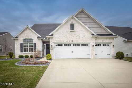 6102 Double Eagle Ct, Waterville, OH, 43566-8718 | Card Image