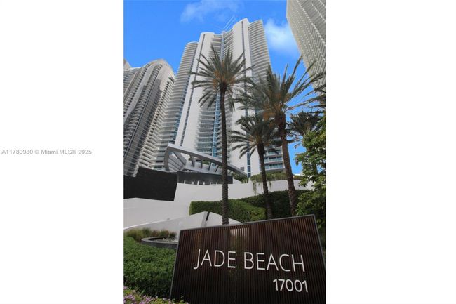 APT-1507 - 17001 Collins Ave, Condo with 1 bedrooms, 2 bathrooms and null parking in Sunny Isles Beach FL | Image 15