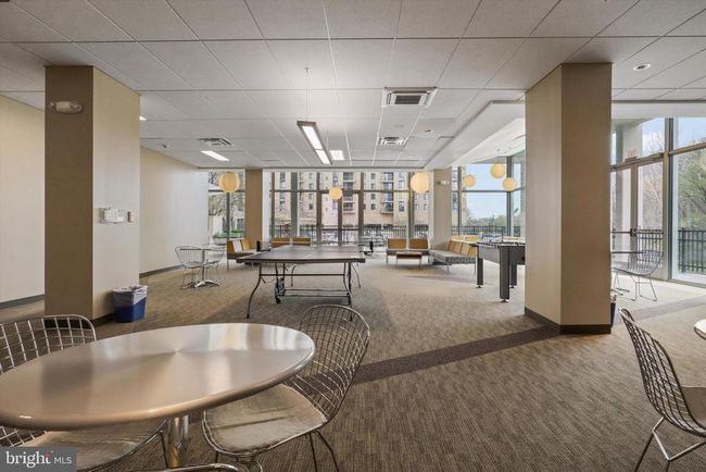 APT-722 - 4600 S Four Mile Run Dr, Condo with 1 bedrooms, 1 bathrooms and null parking in ARLINGTON VA | Image 31