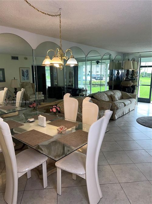 apt-101-9720 S Hollybrook Lake Dr, Pembroke Pines, FL, 33025-1615 | Card Image