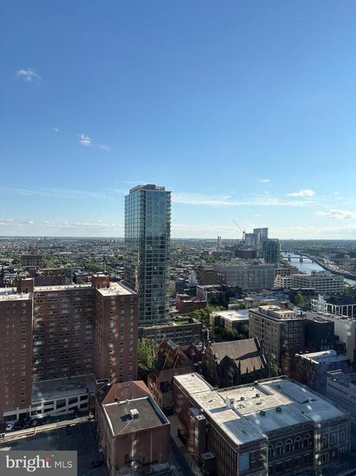 2405-2101 Market St, PHILADELPHIA, PA, 19103-1363 | Card Image