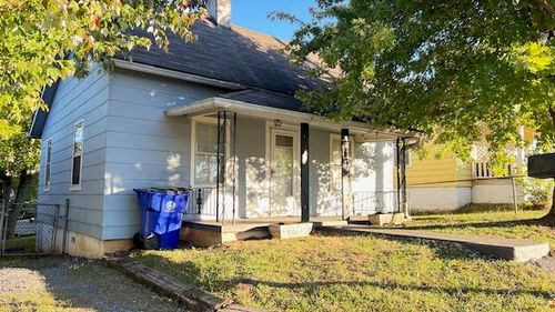 141 East St Se, Cleveland, TN, 37311-2824 | Card Image